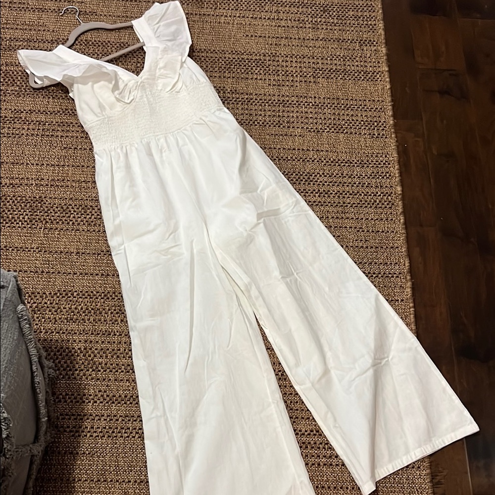 Chic White Ruffled Dress - Picture 5 of 6